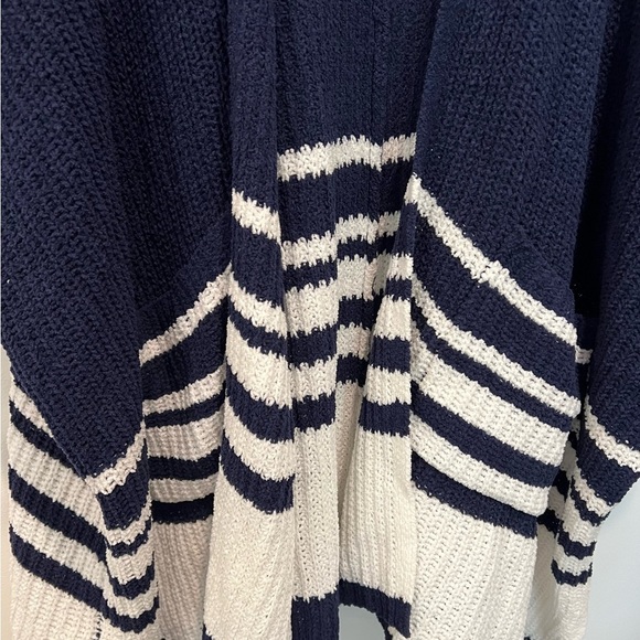 Aerie Navy White Striped Women's Layer Open Front Cardigan Kimono Sweater Size M - Picture 2 of 10